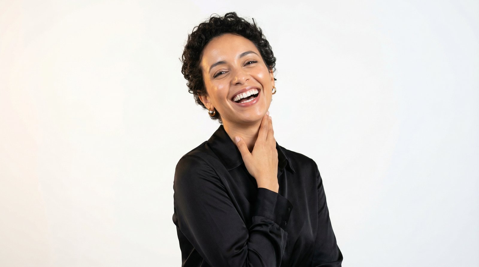 Patiente souriante au Centre Dentaire PANORAMA, Casablanca